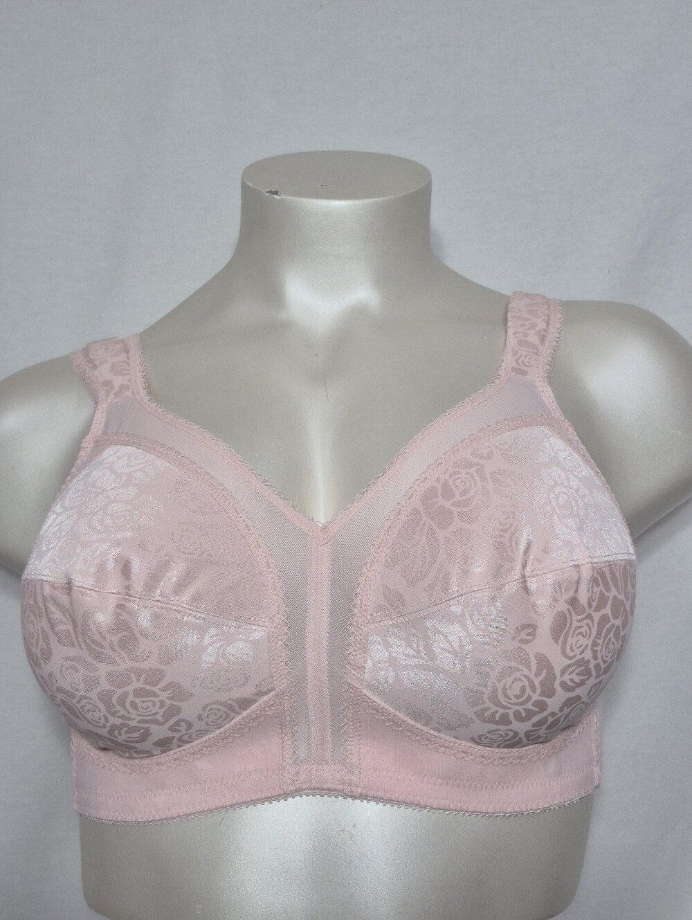 38D Playtex 4693 18 Hour Comfort Strap Bra Pink NWOT